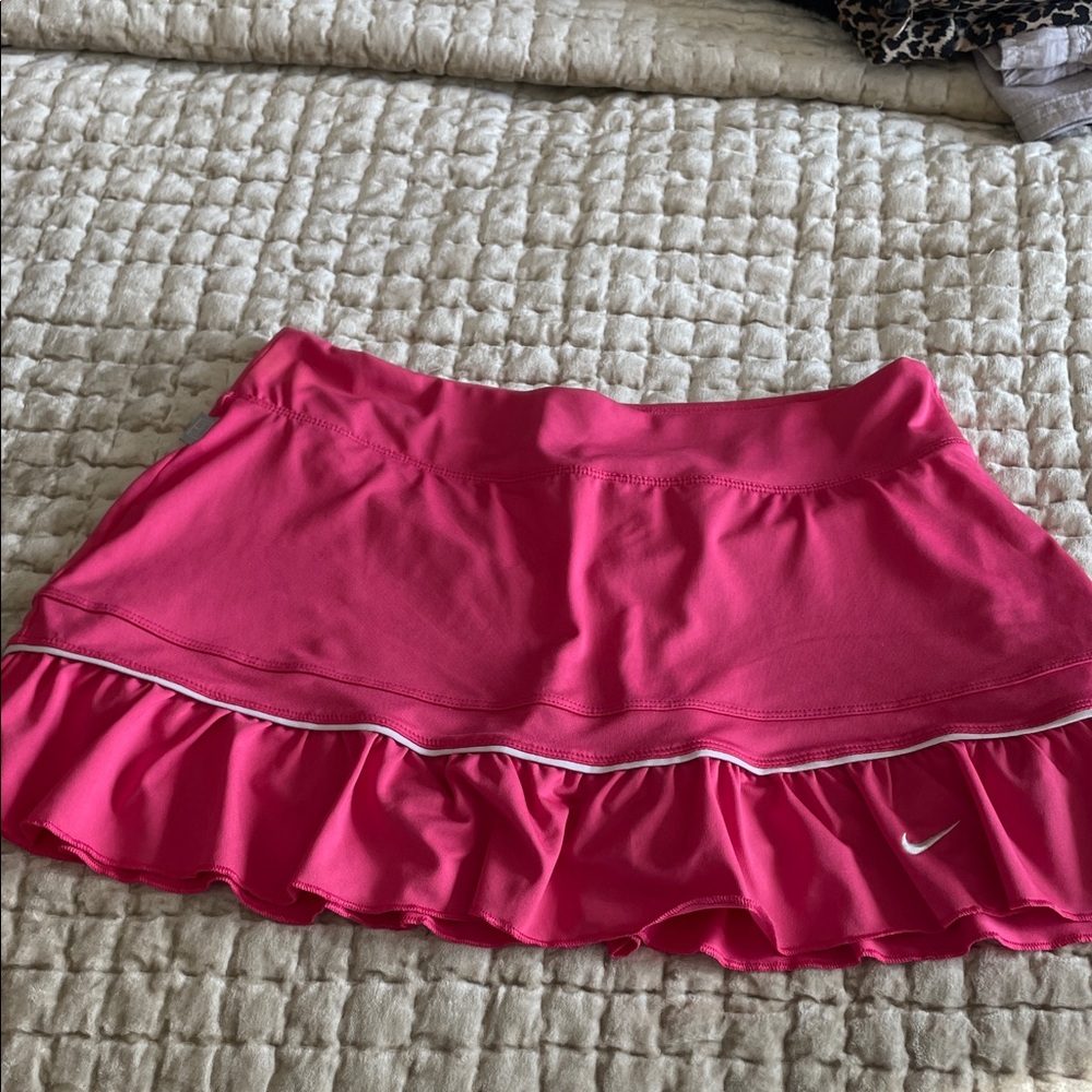 Nike Women's Vibrant Pink athletic skort